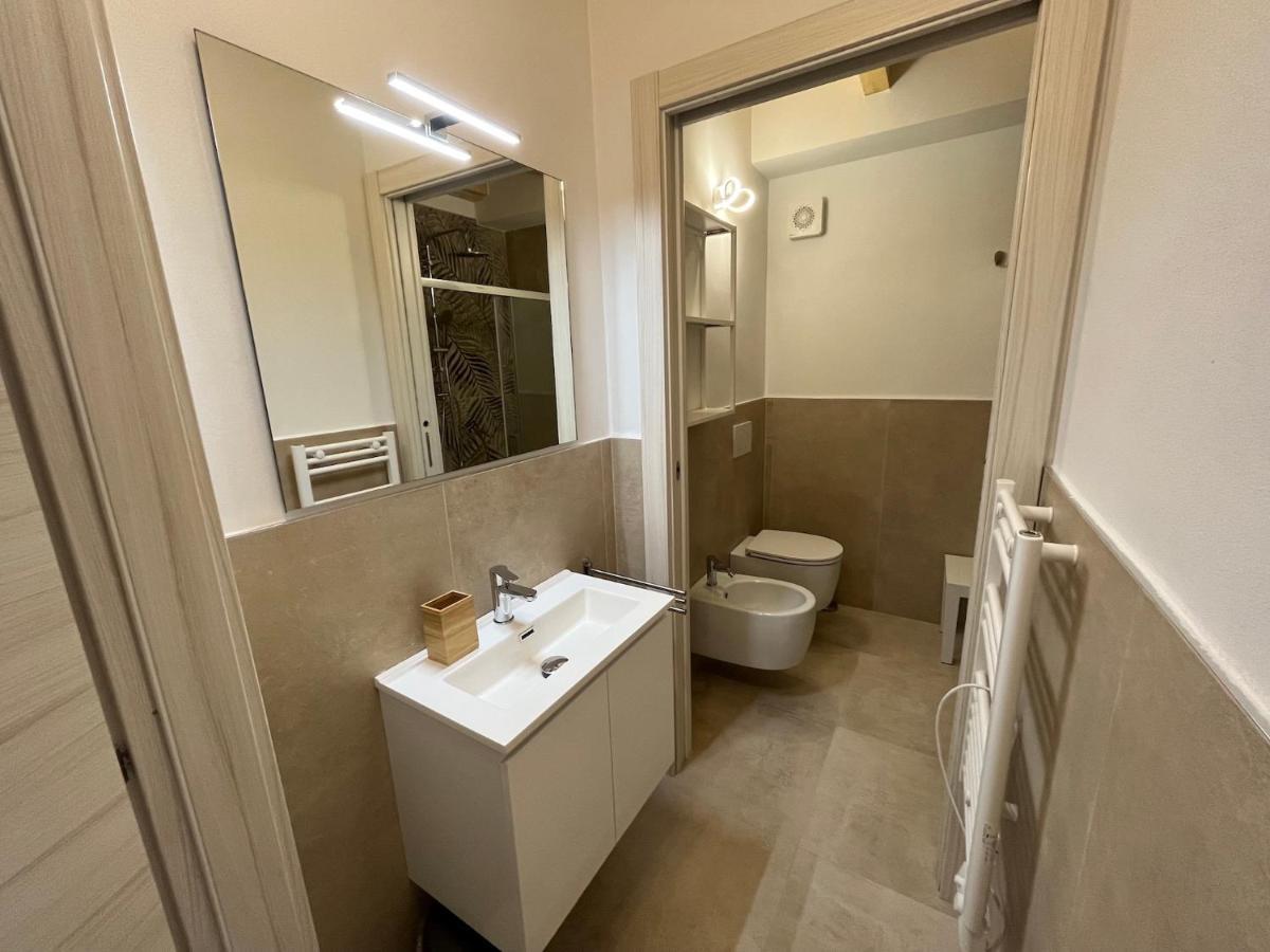 Anfite Apartments Santa Maria Desenzano del Garda Buitenkant foto