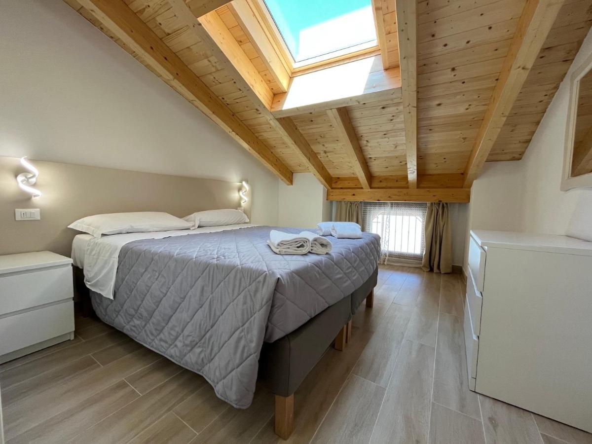 Anfite Apartments Santa Maria Desenzano del Garda Buitenkant foto