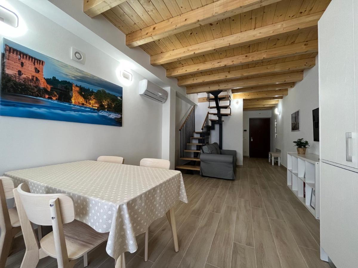 Anfite Apartments Santa Maria Desenzano del Garda Buitenkant foto