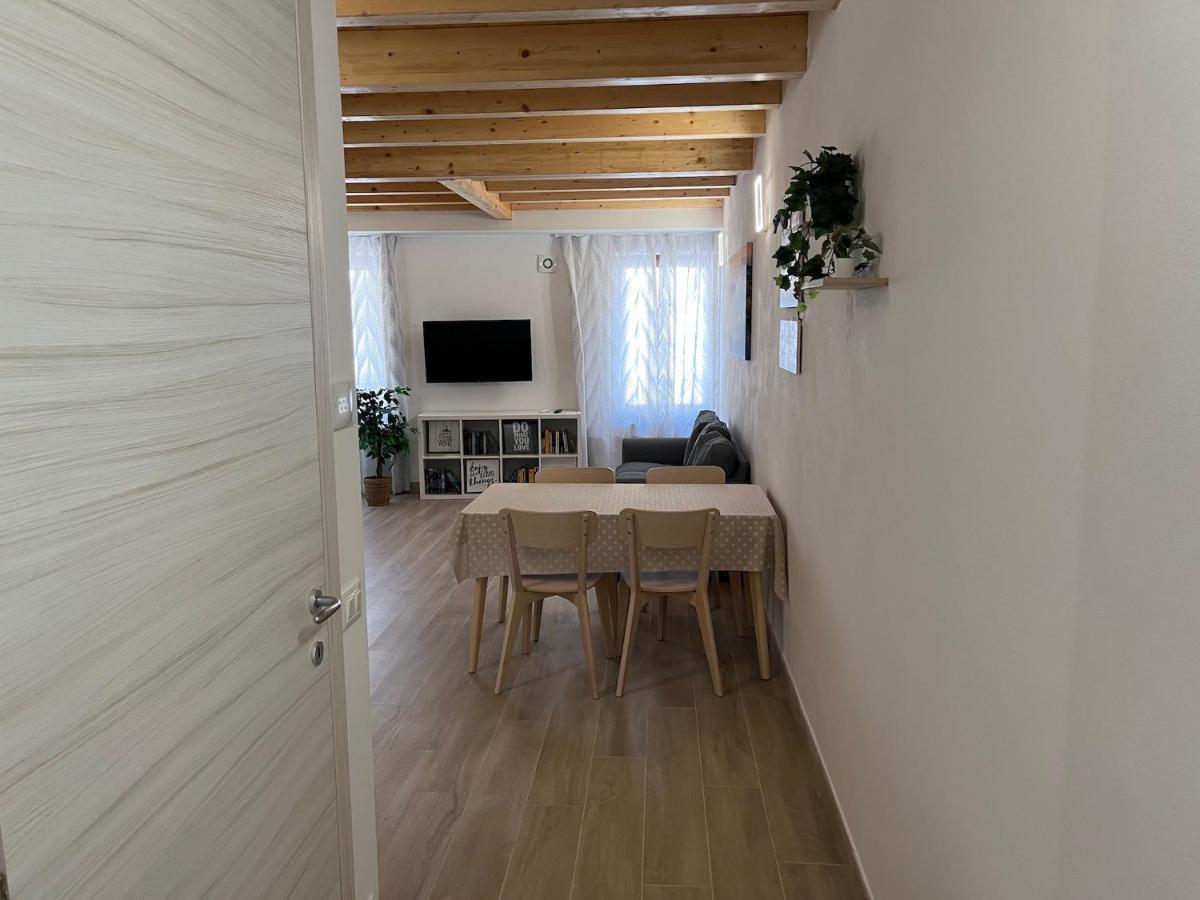Anfite Apartments Santa Maria Desenzano del Garda Buitenkant foto