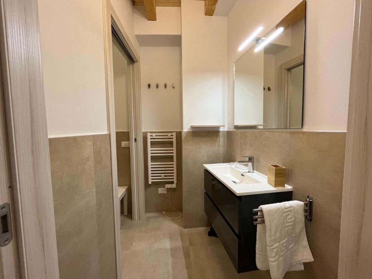 Anfite Apartments Santa Maria Desenzano del Garda Buitenkant foto