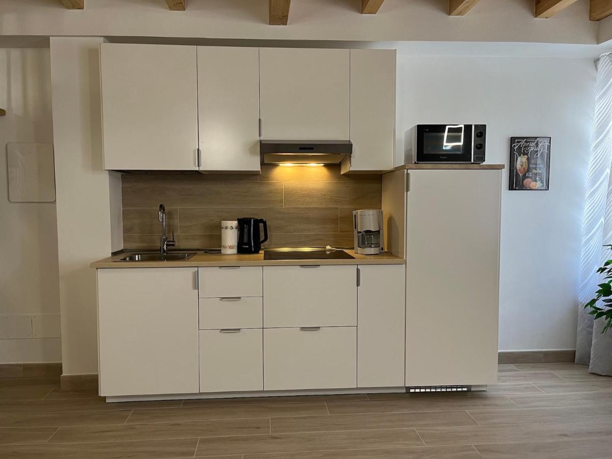 Anfite Apartments Santa Maria Desenzano del Garda Buitenkant foto