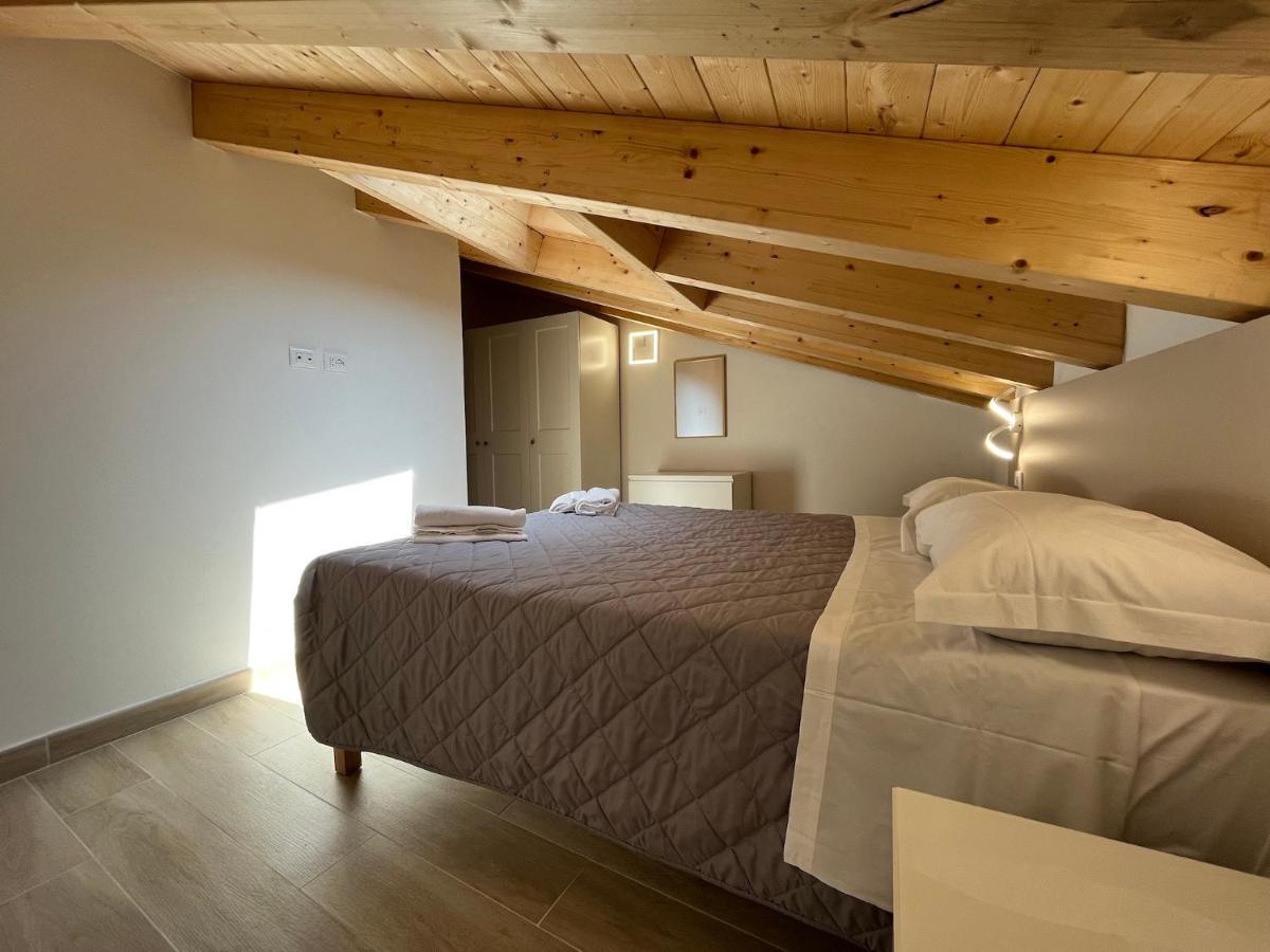 Anfite Apartments Santa Maria Desenzano del Garda Buitenkant foto