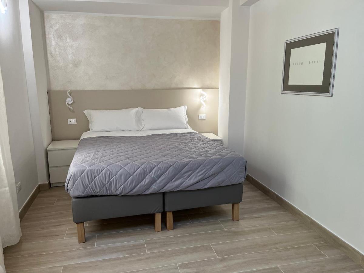 Anfite Apartments Santa Maria Desenzano del Garda Buitenkant foto