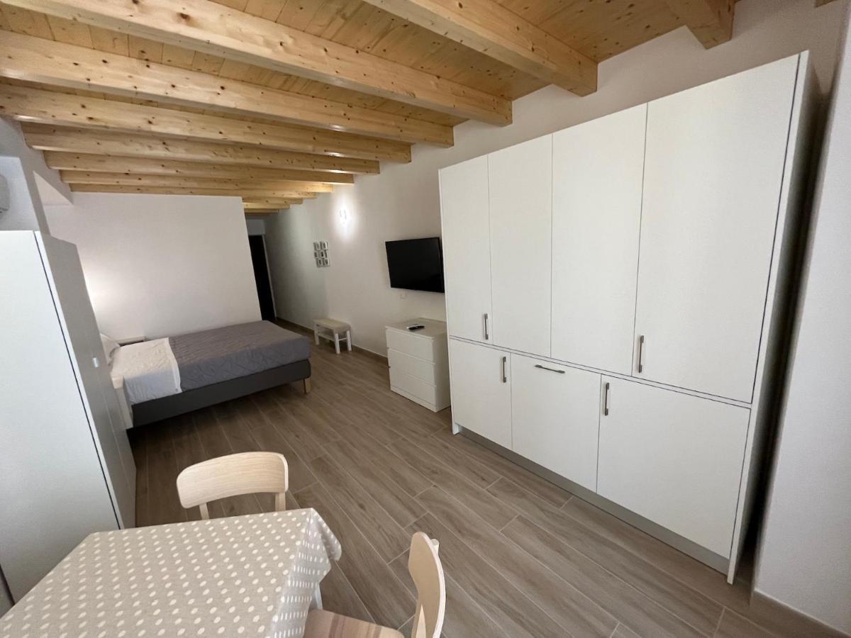 Anfite Apartments Santa Maria Desenzano del Garda Buitenkant foto